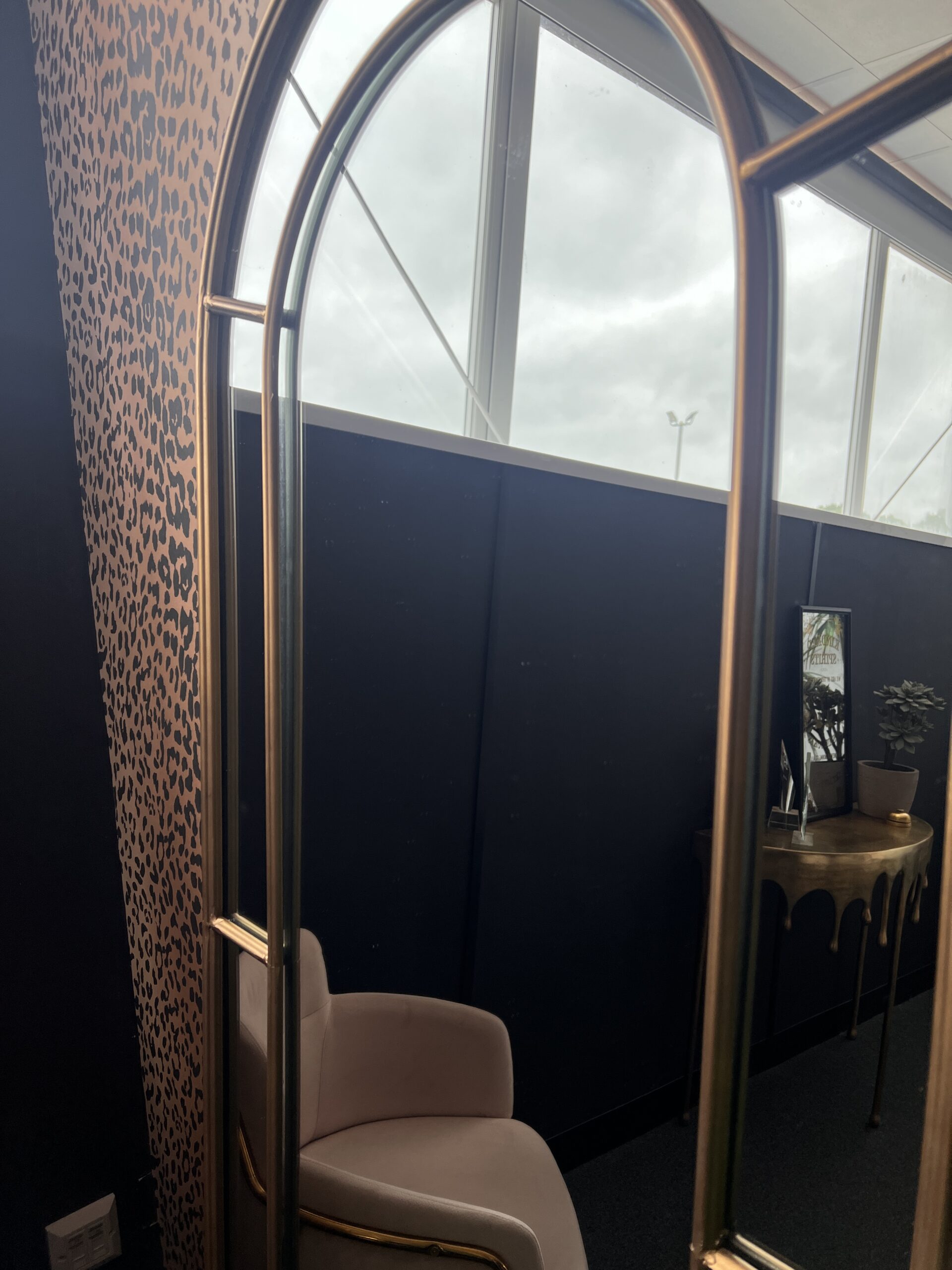 Arched mirror after cleaning by Clean & Co